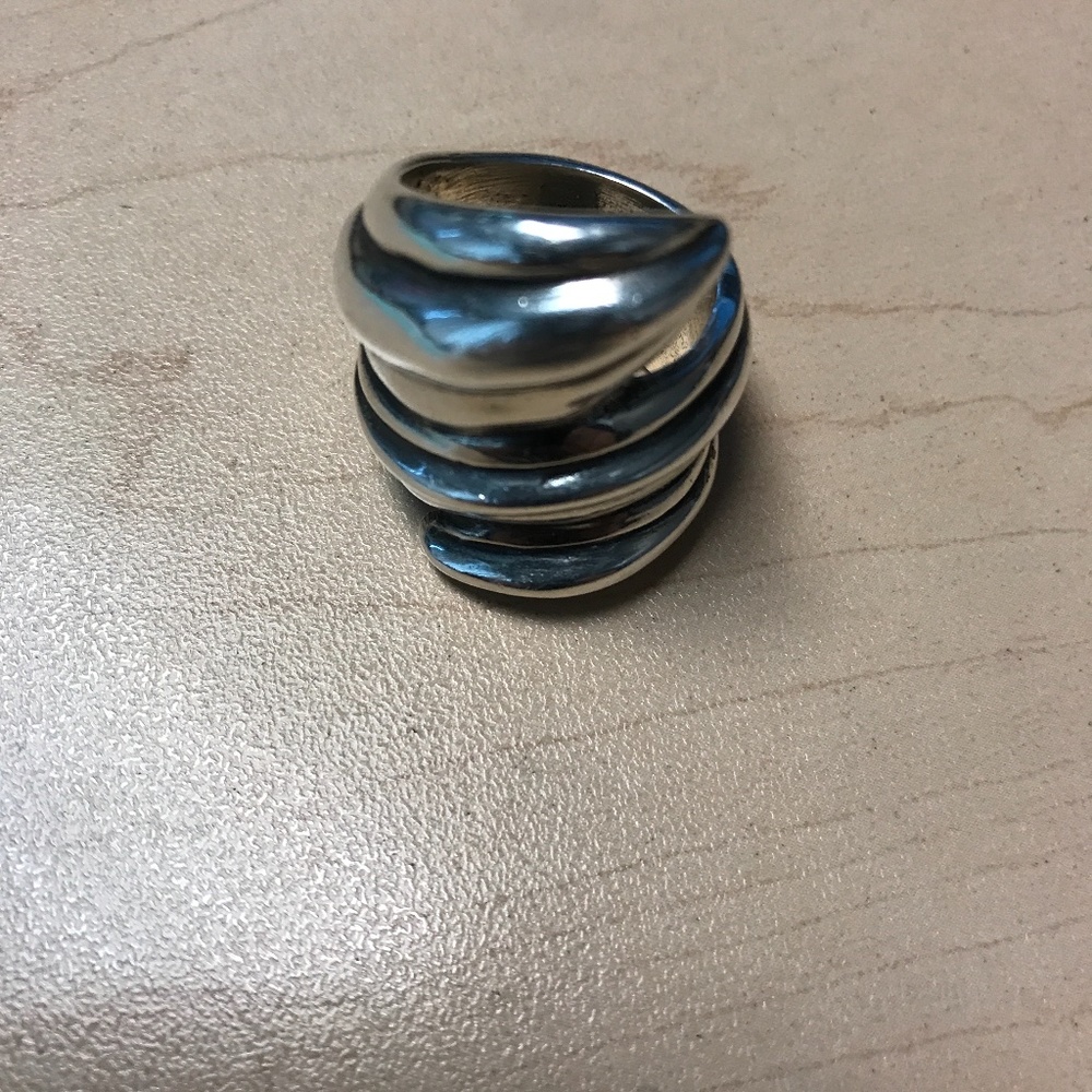 Uno De 50 ring